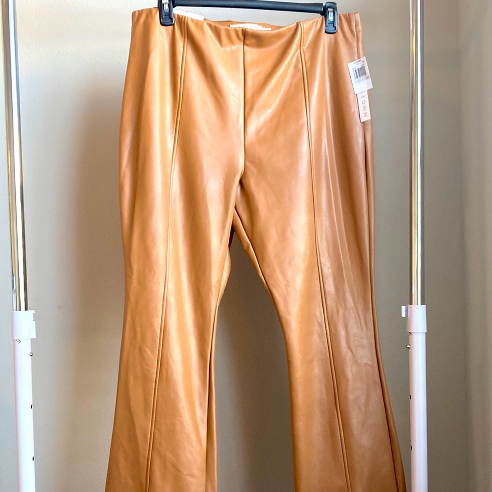 Camel Faux Leather pants size 1x by Tinseltown new with tags 33inseam